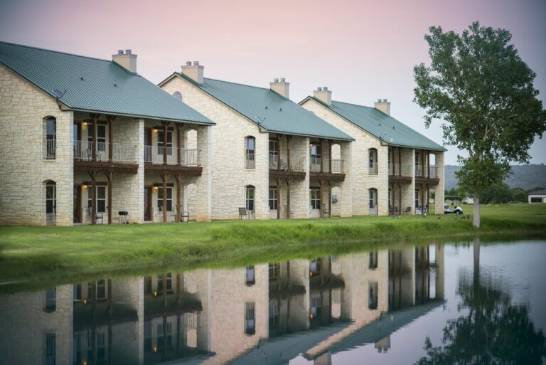 8f7fa0bc da32 4c87 84aa 5ef2f95614eb.f10 4 768x513