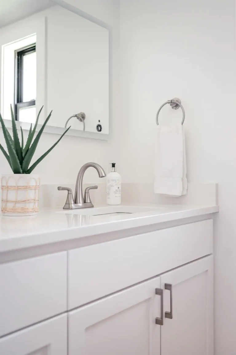 543a9c5d 15c9 49cd af12 800385535e20 768x1154