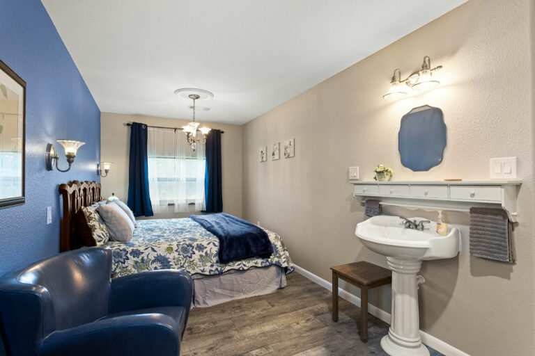 f2e04f2c a679 4b95 b397 7d5335d3ca28 768x512