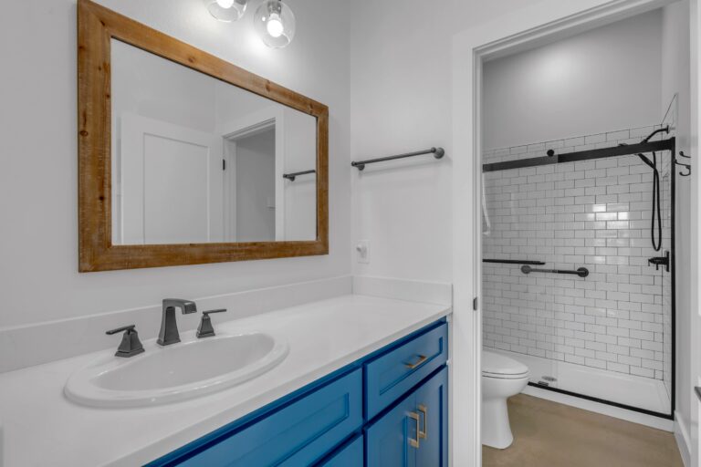 em0myqxmk8xpdq0tkwrt 768x512