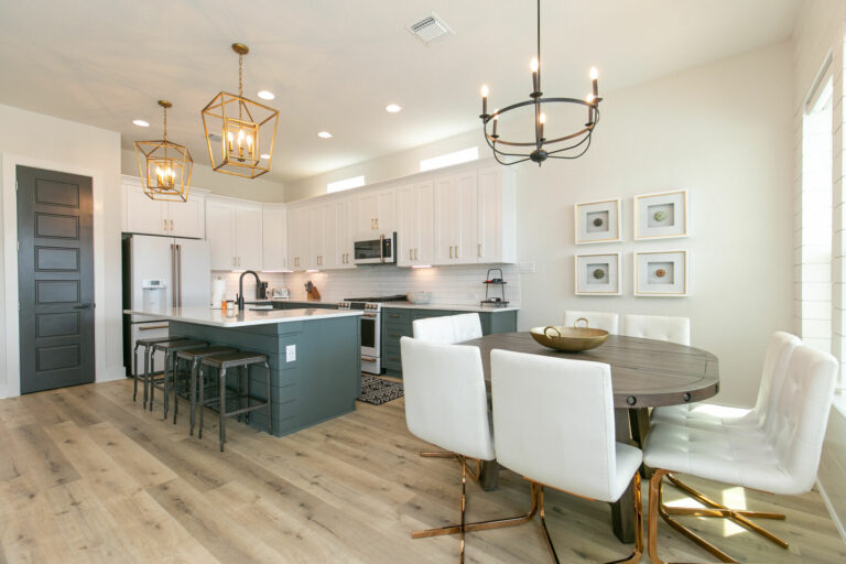 image 160901452 768x512