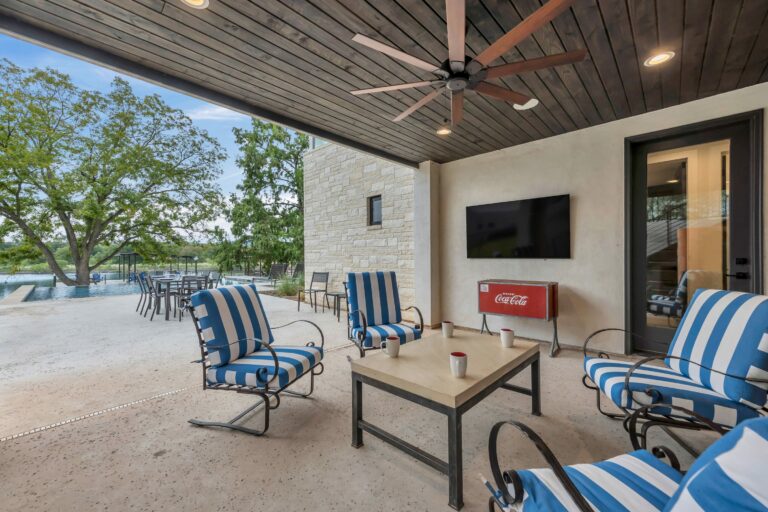 iznco65o65kmvxjlky5n 768x512