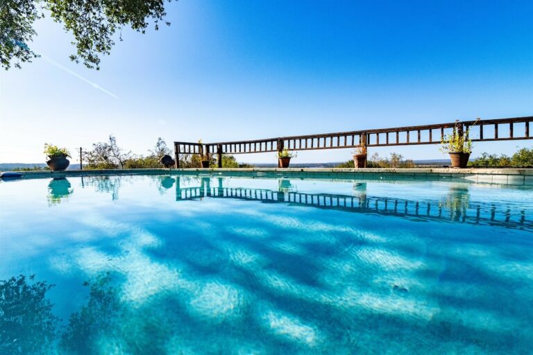 358f32a1 b5cb 4a3c 8d8e aff0afaa002a 768x512