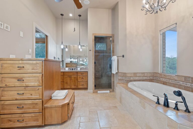 cca2f5e5 bb62 4777 9da8 d48dd62b8b25 768x512