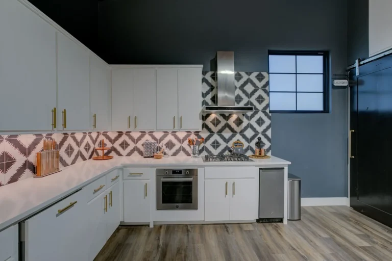 Barndominium HiRes 209 39ec3f96 1920w 768x512