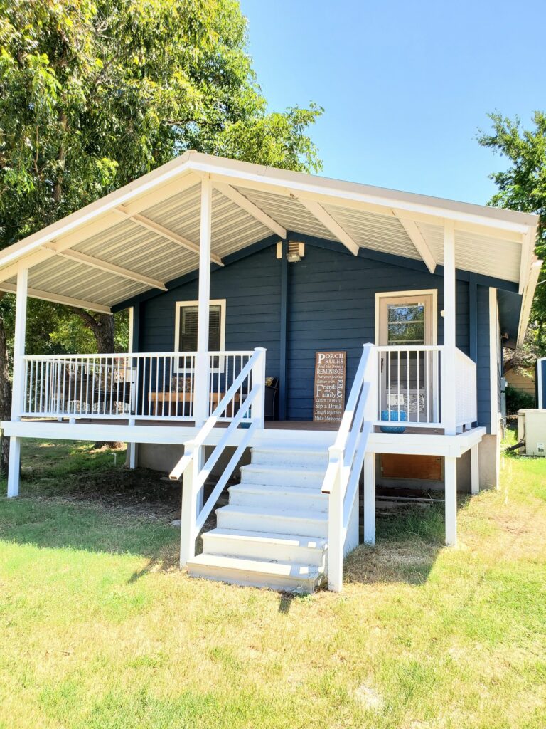 GLBH porch 768x1024