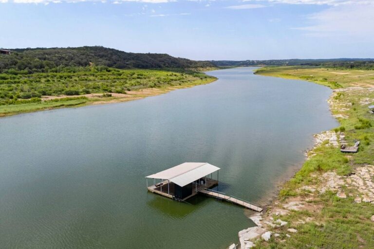 LL boat dock 768x512
