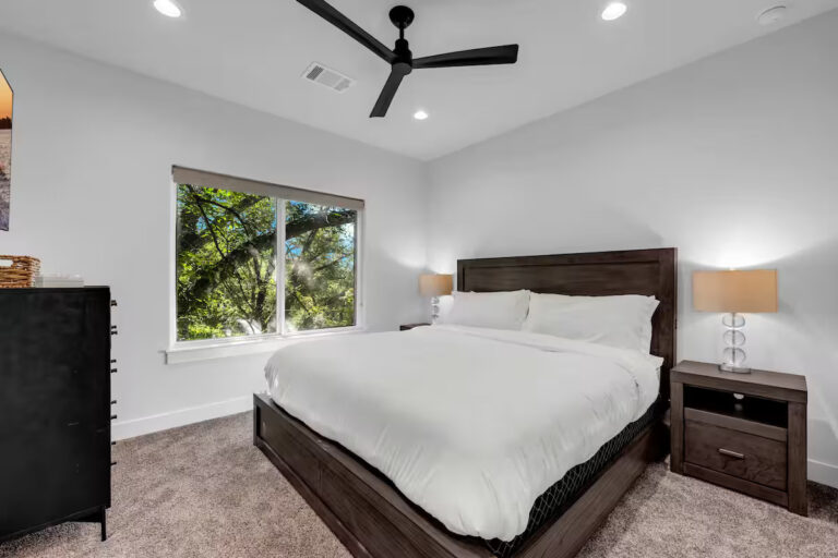 waterside bed 3 768x512